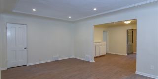 226 S Rexford Drive Gallery 6