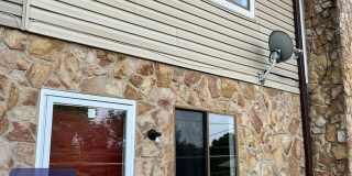 Salem Townhouse Gallery 1