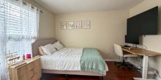2549 Harn Boulevard Gallery 11