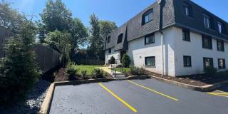 Modern, Tranquil, High-End Apartment in Downtown Downers Grove Gallery 44