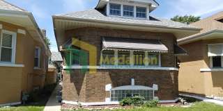Spacious 5-Bedroom Brick Bungalow with Updated Interior Spacious 5-Bedroom Brick Bungalow with Updated Interior Gallery 1
