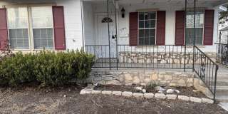 1345 W Hollywood Gallery 1