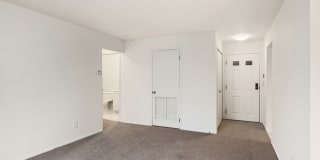 Farmington Oaks Gallery 11