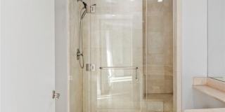 2777 Paradise Road Gallery 27