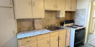 717 W Market St Gallery 4