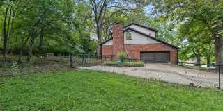 4 Bedroom Home with Bonus Space, 2 Car Garage & Large Yard Gallery 30