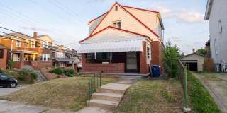 448 Eureka Street Gallery 24