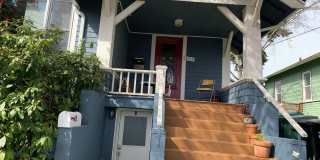 Darling 1 bedroom, 1 bath in the heart of Wallingford! Gallery 1