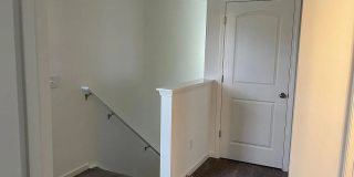 Room in 3 Bedroom Home at Mariners Ct Gallery 12