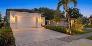 2962 NW 10th Ct Gallery 4