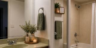 Nice 2 bedroom 2.5 bath 2 story townhouse at Middlebrook Pines in Orlando Gallery 21