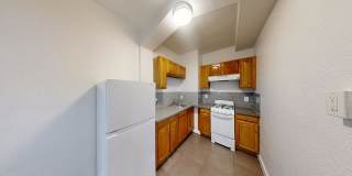 346 Leavenworth Gallery 1