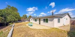 SD: 3BD/2BA Home in Oceanside with Private Backyard, Wood-Burning Stove & In-Unit Laundry Gallery 25