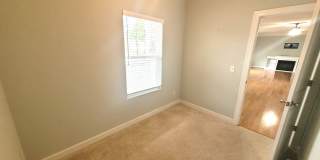 Stunning 4 Bedroom, 2.5 Bath Home Just 3 Blocks to Chesapeake Bay Gallery 29