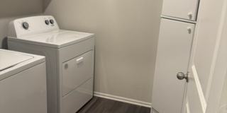 4 Bedroom 2 Bath Gallery 14