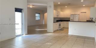 3616 NE 3rd Ct Gallery 4