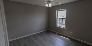 Large Duplex in Vanderveen Gallery 18