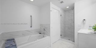 18100 N Bay Rd Gallery 17