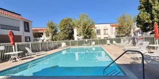 Bright & Spacious Condo Living with Parking! Gallery 12