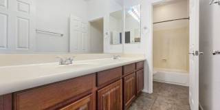Beautifull & Spacious home with a pool in Rio Paseo Neighborhood of Goodyear! Beautifull & Spacious home with a pool in Rio Paseo Neighborhood of Goodyear! Gallery 35