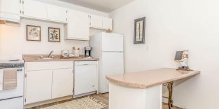 Sunset Vista Apartments Gallery 21