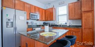 Room in 3 Bedroom Townhome at Steel Yard Ct Gallery 17