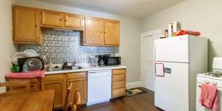 PRELEASING for AUGUST! Close to Campus Gallery 1