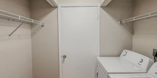 1913 N Congress Avenue Gallery 8