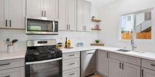 4339-4335 41st Street Gallery 6