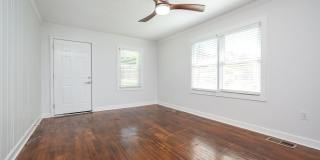 2 Bed, 1 Bath Home in Downtown Greenville Available Gallery 3
