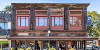 162 Throckmorton Avenue Gallery 47