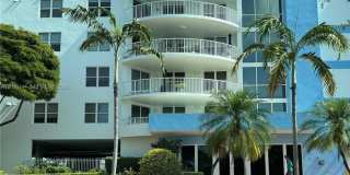 1555 N Treasure Dr Gallery 1