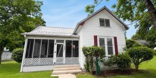 509 N Peachtree Gallery 1