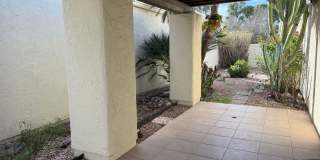 Spacious 3 Bed/2 Bath Townhouse w/ an Office in Northeast Tucson! Gallery 27