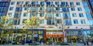 Per Sei at Pike and Rose Gallery 25