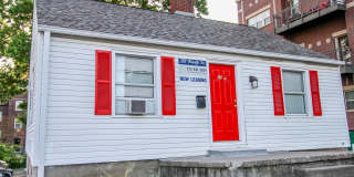 Downtown house off Hitt St! Gallery 1