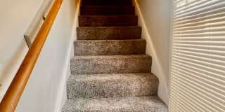 Ginormous 6 Bed Single family home with all Appliances Near Lake Michigan! Gallery 29