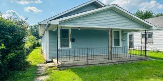 Convenient 2 BR / 1 BA Duplex Unit with Shared Front Porch Convenient 2 BR / 1 BA Duplex Unit with Shared Front Porch Gallery 1