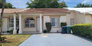 15257 SW 138th Ct Gallery 1