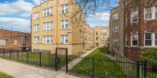 7055 S St Lawrence Apartments Gallery 5