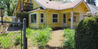 Cozy Two Bedroom Home With BONUS Space! ~ 16th 310 Gallery 1