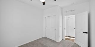 Spacious 4BR House with Beautiful Mountain Views! Gallery 20