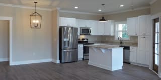 105 St. Lawrence Dr. Gallery 6