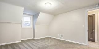 Stunning 2 bedroom home in Brookline available July 15! Gallery 22