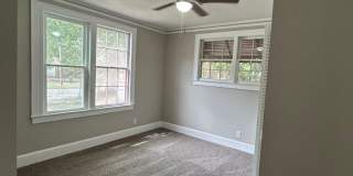 Crosswell Area-4 Bedroom, 2 Bathroom House Gallery 15