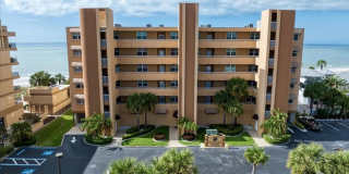 Fully Furnished Luxury Beachfront Penthouse with Panoramic Gulf Views – Available for Snowbird Season! Gallery 1