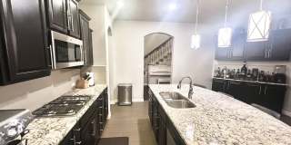 102 Waverly Spire Court Gallery 29