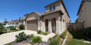 1 Mile to Gruene /4 Bedrooms 3 Bathrooms plus a Game Room Loft / Covered Patio / Fenced in Yard / NBISD Gallery 1