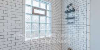 65 E 7th Avenue Gallery 39