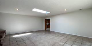 Single-Level Bel Aire Home with Spacious Layout Gallery 16